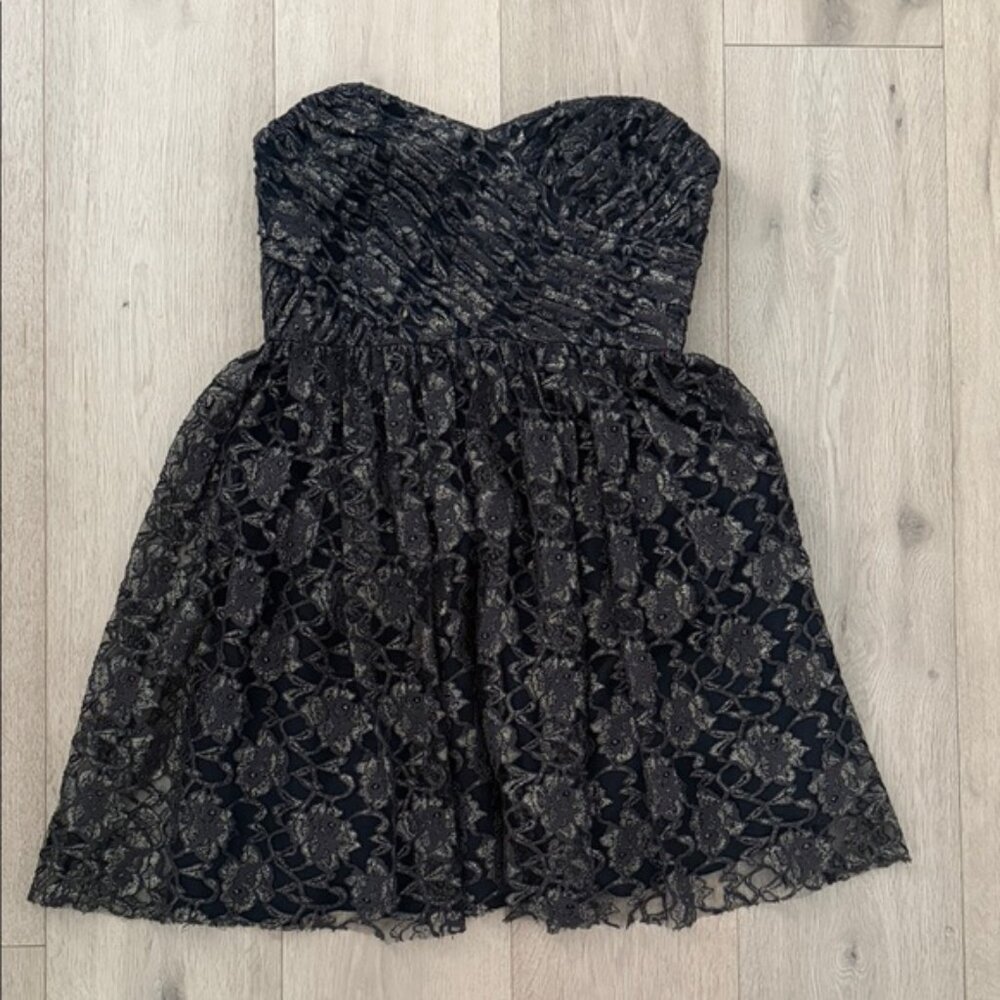 Jill Stuart Strapless Mini Dress Black Gold Lace Size 6 Party Cocktail Y2K - Picture 4 of 8